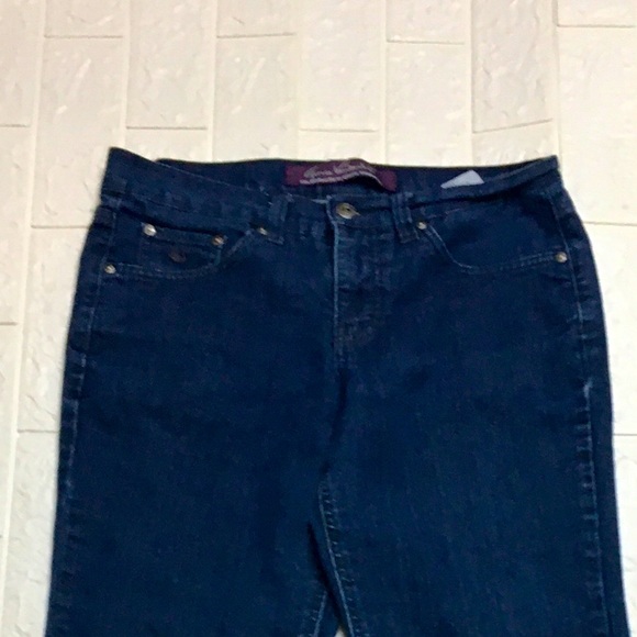 Gloria Vanderbilt like new the perfect fit jeans - Picture 8 of 10